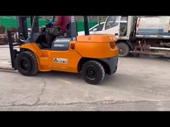 Toyota 8FG50N অভ্যন্তরীণ দহন সুষম ফর্কলিফ্ট স্টকে আছে